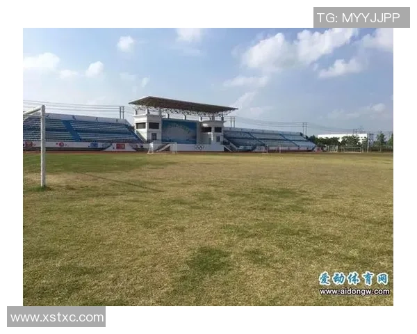 海南足球星期天联赛精彩直播回顾 赛场激战不断 球迷热情高涨